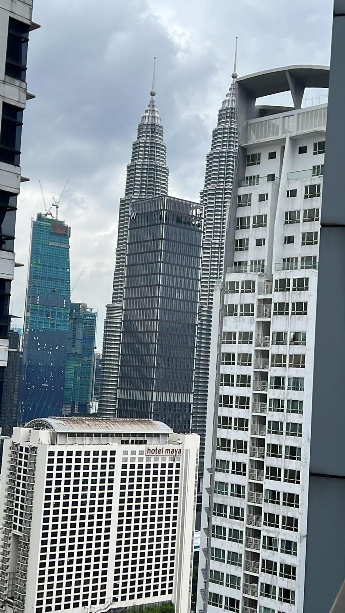 Apartment Mercu Summer Klcc By Sweet *